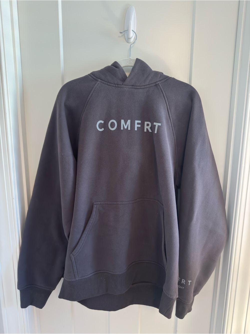 COMFRT Women's Charcoal Gray Pullover Hoodie